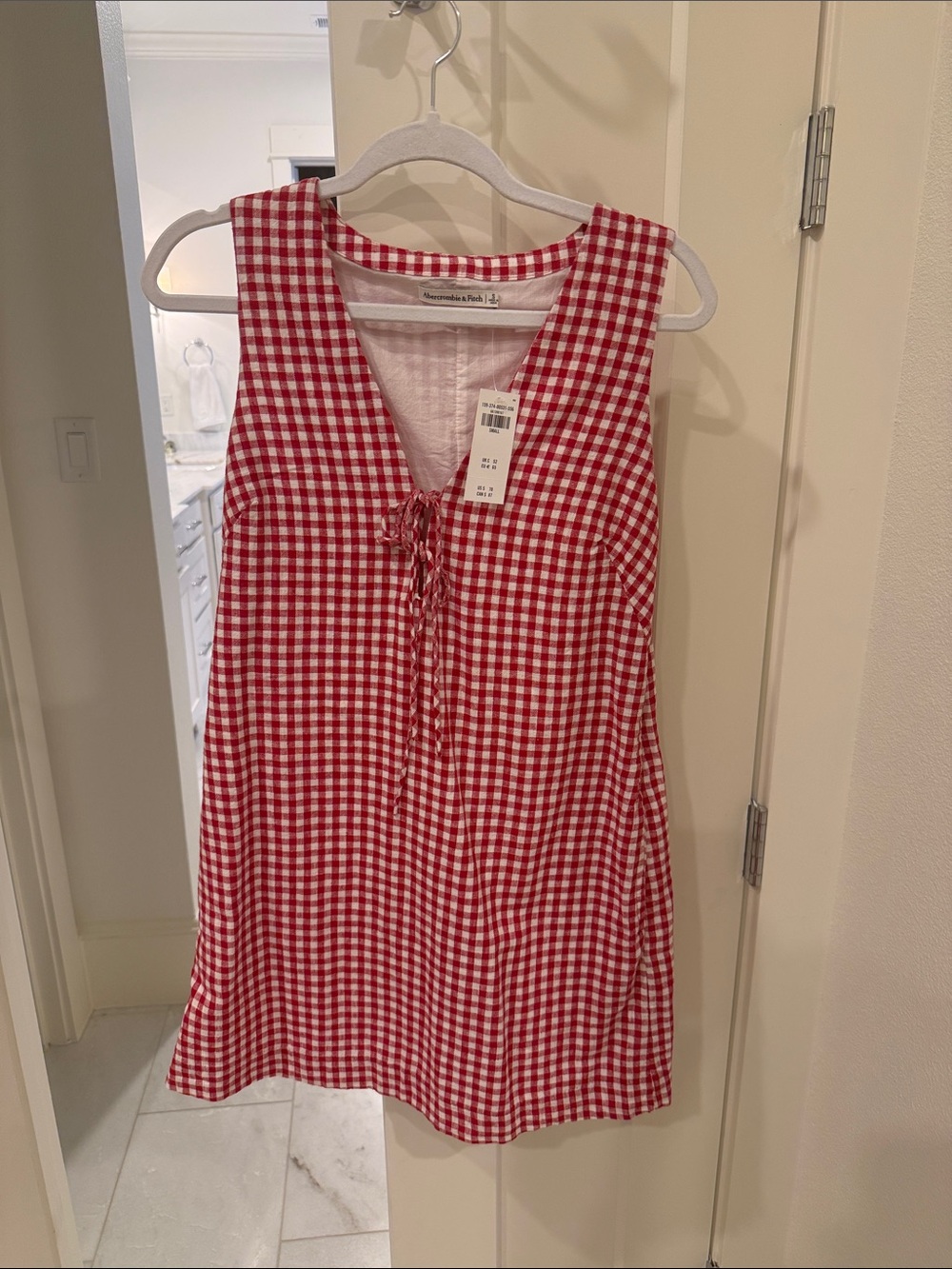 Abercrombie & Fitch Red Gingham Tie-Front Sleeveless Tank